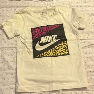 This Nike shirt in great condition!